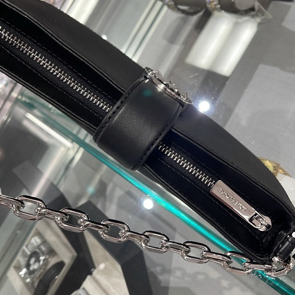 MICHAEL KORS CARMEN SMALL POUCHETTE SHOULDER CHAIN BAG BLACK/SILVER TONED - Picture 9 of 16